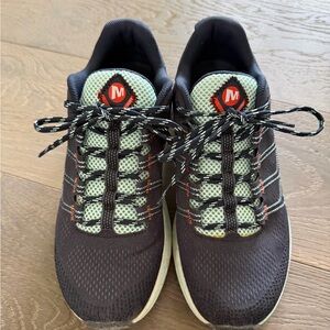 Merrell hiking tennis shoes 8 1/2